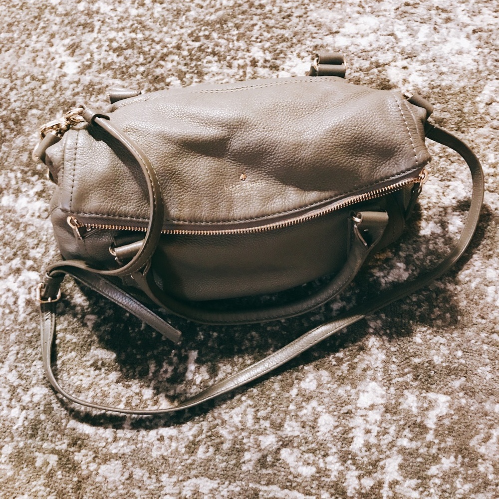 Beautiful Grey Kate Spade Leather bag.